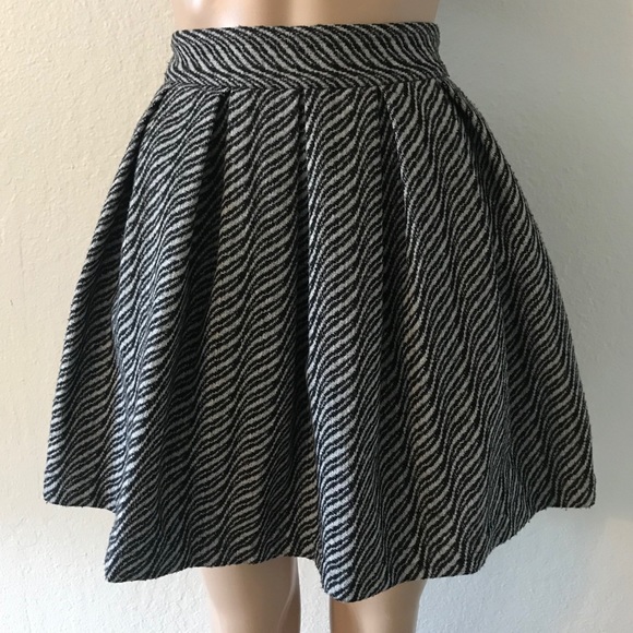 Wool skirt Storm and Marie - Picture 3 of 8